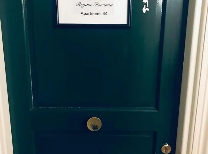 44 Nel Centro Di Via Nazionale *